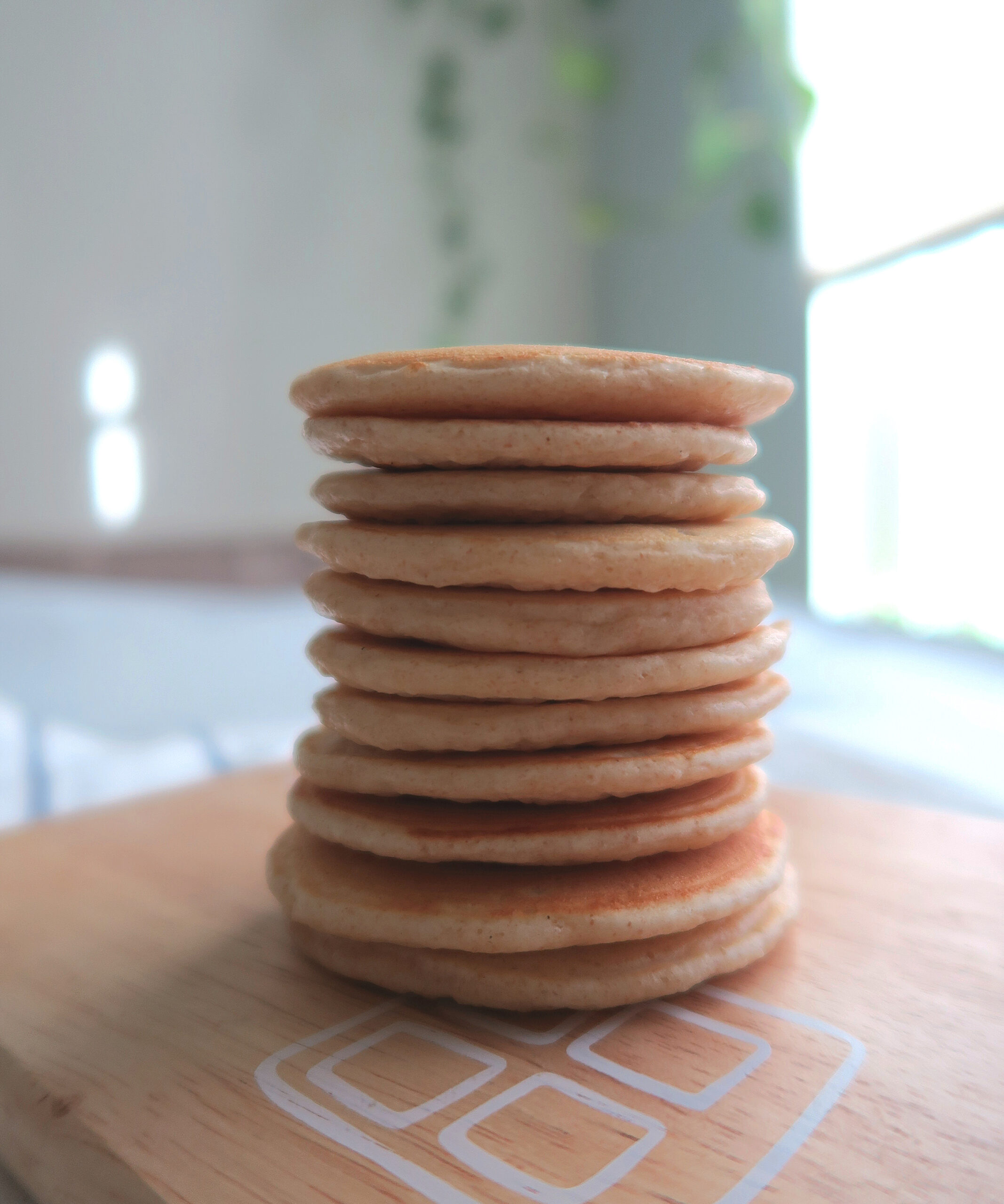 Easy Whole Wheat Silver Dollar Pancakes (mini pancake)