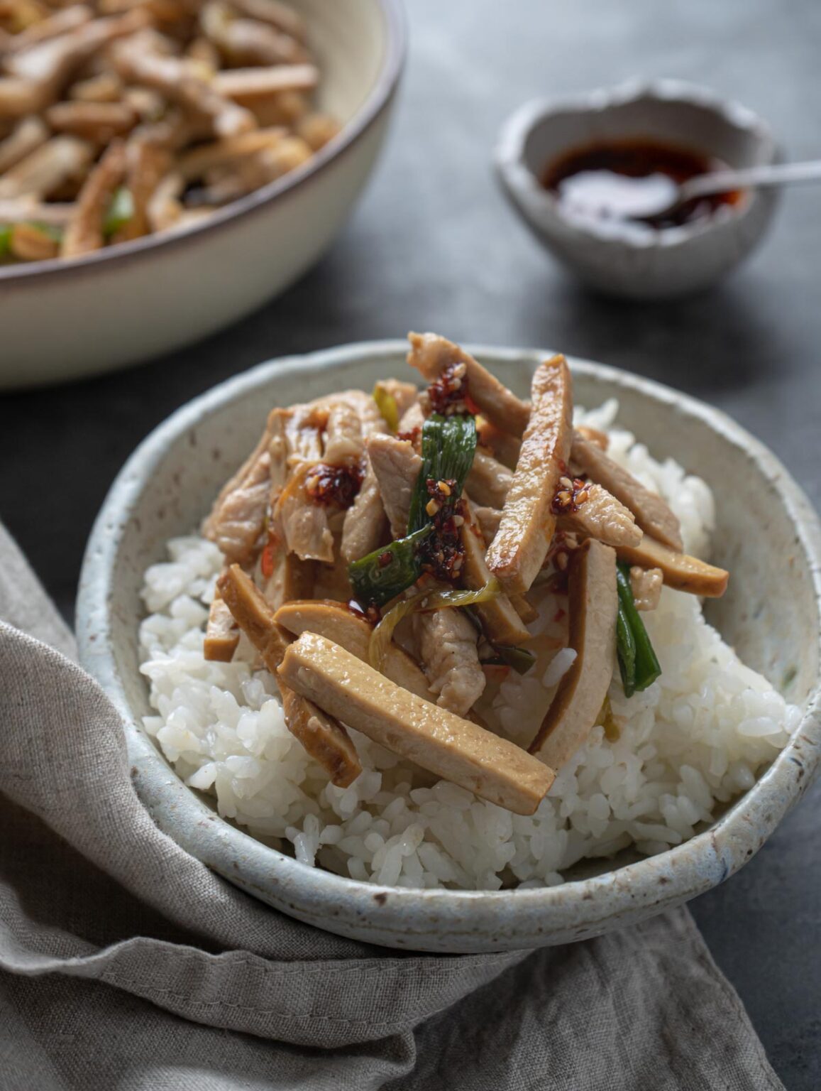 Easy Pork and Tofu Stir Fry (豆干炒肉絲) Cooking in Chinglish