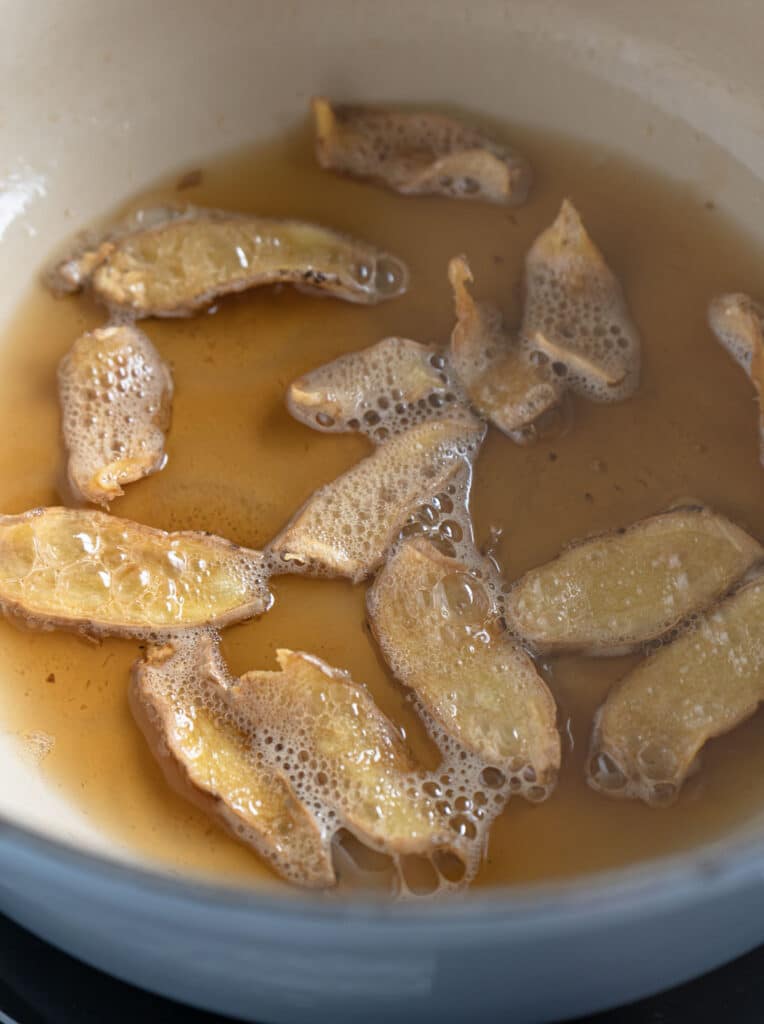 Taiwanese Sesame Oil Chicken Rice Cooking in Chinglish