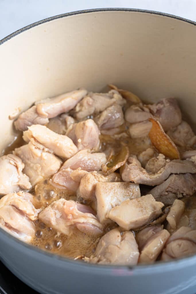 Taiwanese Sesame Oil Chicken Rice Cooking in Chinglish