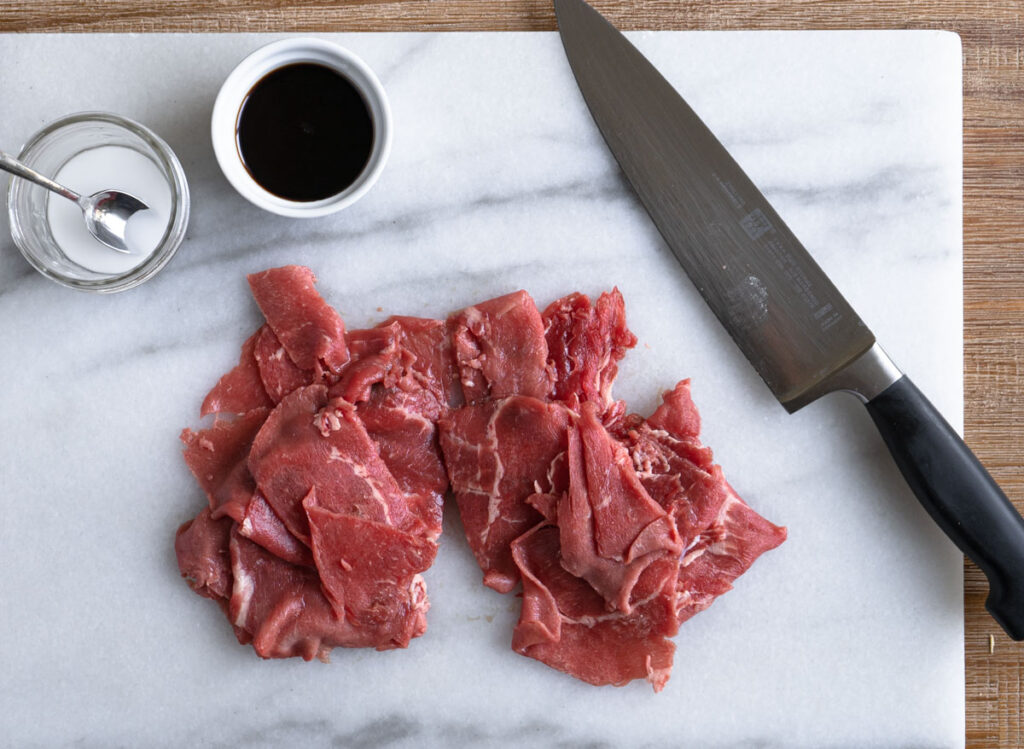 10-Minute Beef and Egg Over Rice (滑蛋牛肉燴飯) - Cooking in Chinglish